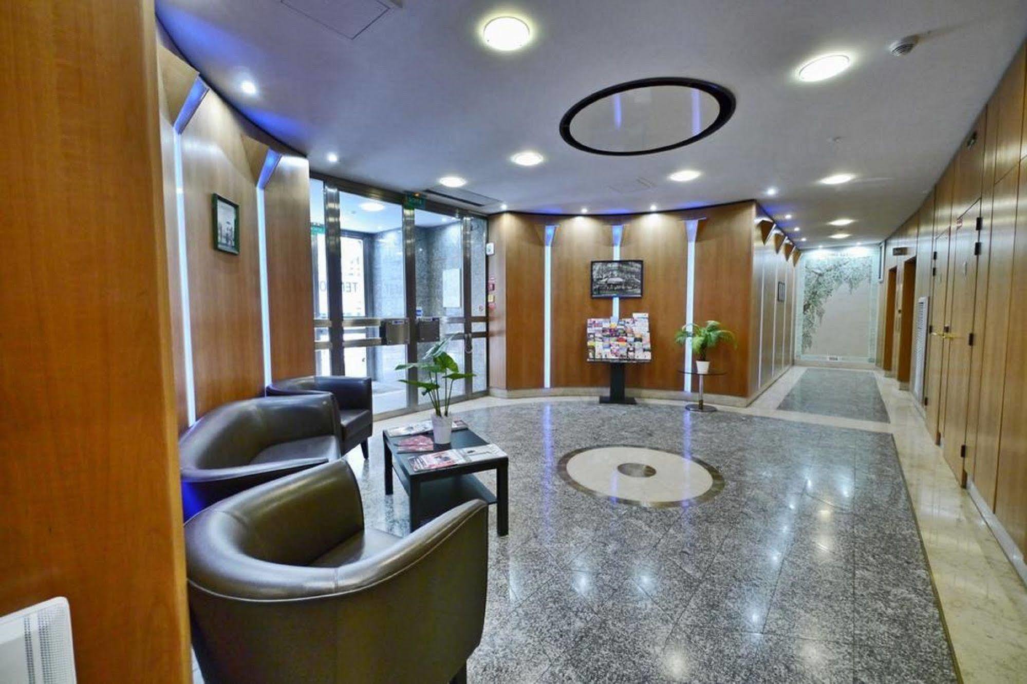 Tempolodge La Defense Courbevoie Buitenkant foto
